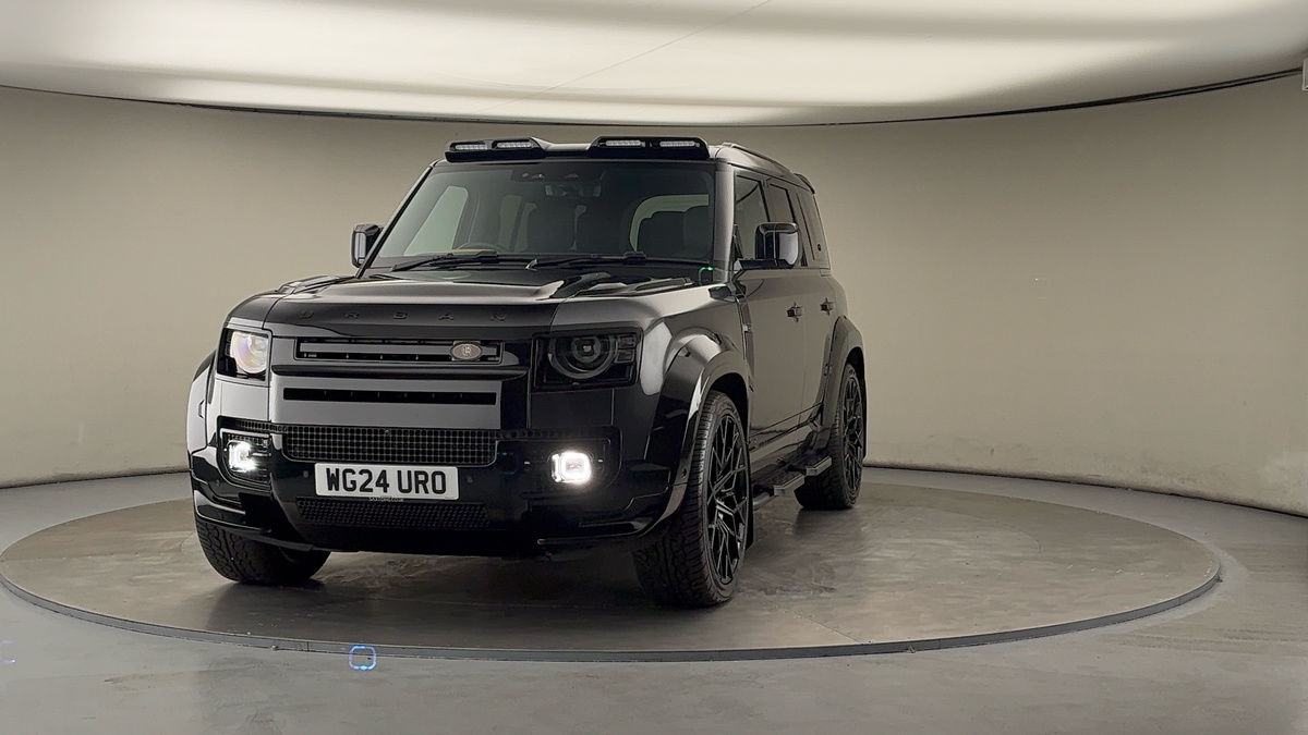 More views of Land Rover Defender 110