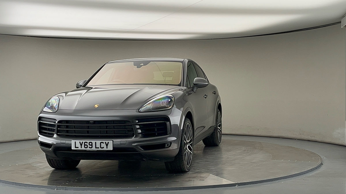 More views of Porsche Cayenne