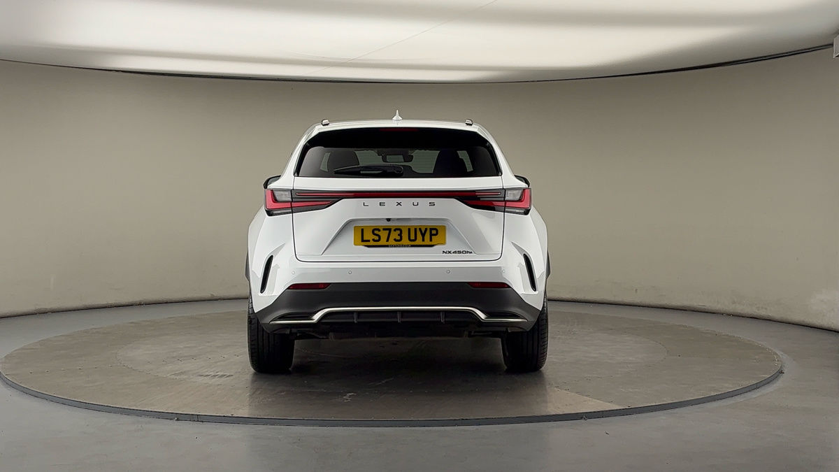 Lexus NX Image 4