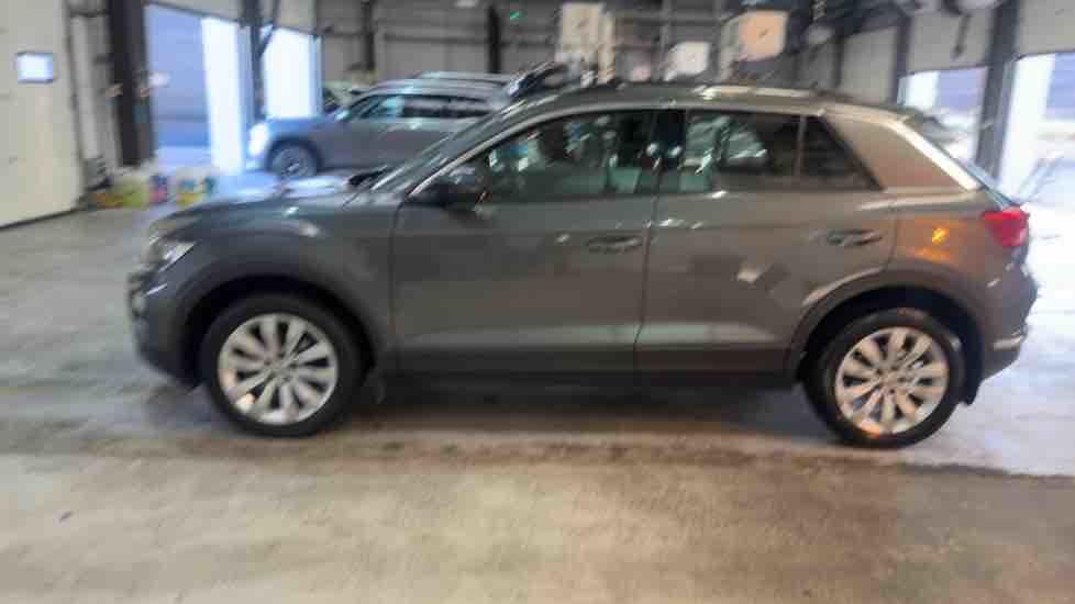 More views of Volkswagen T-Roc