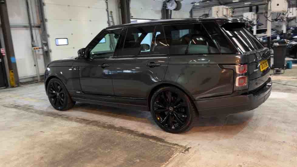 More views of Land Rover Range Rover