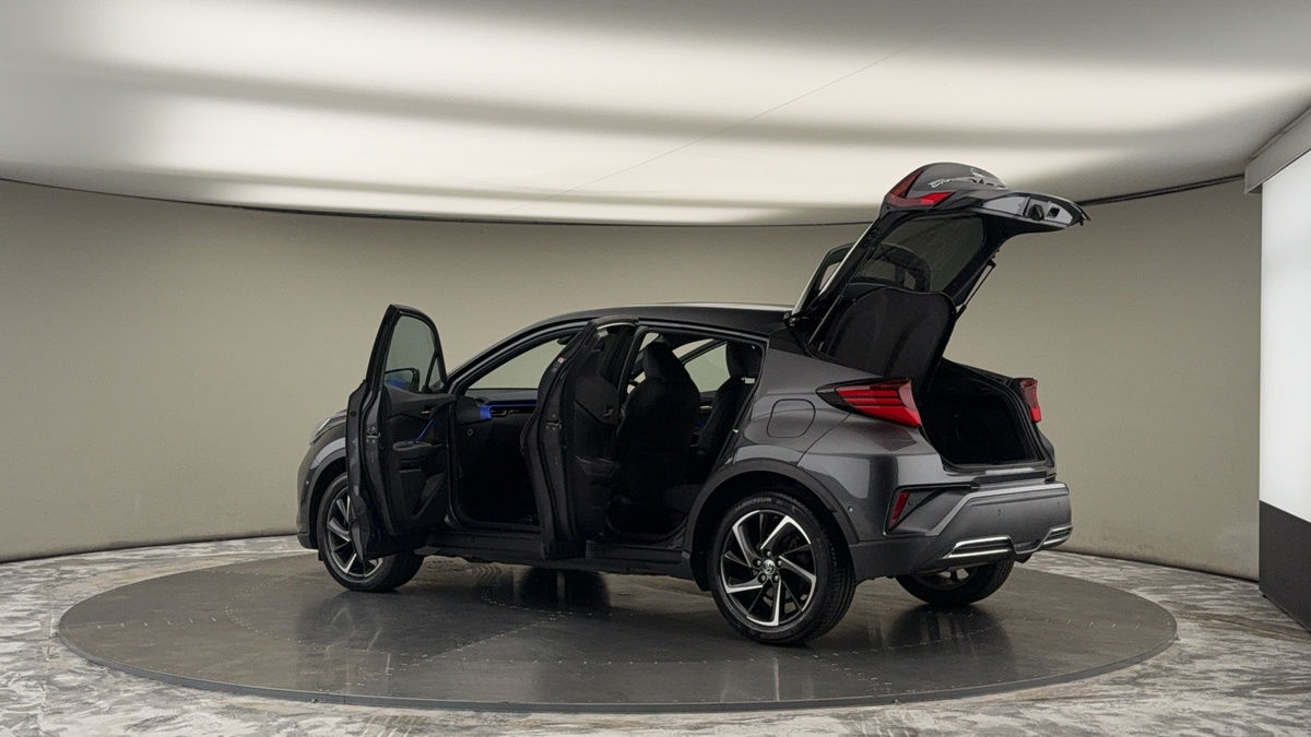 More views of Toyota C-HR