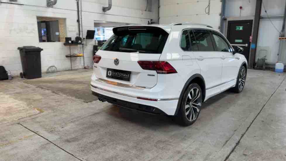 More views of Volkswagen Tiguan