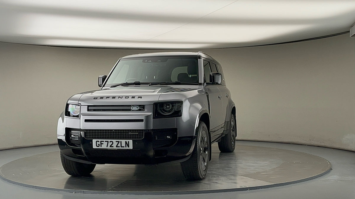 More views of Land Rover Defender 110
