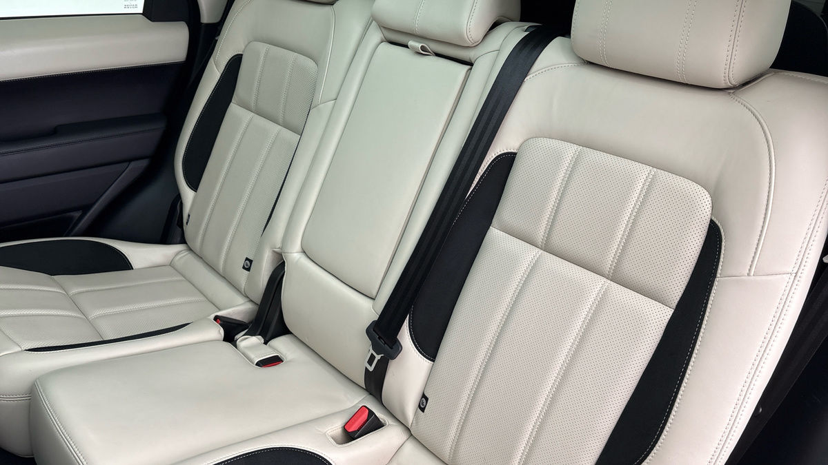 Land Rover Range Rover Sport Image 14