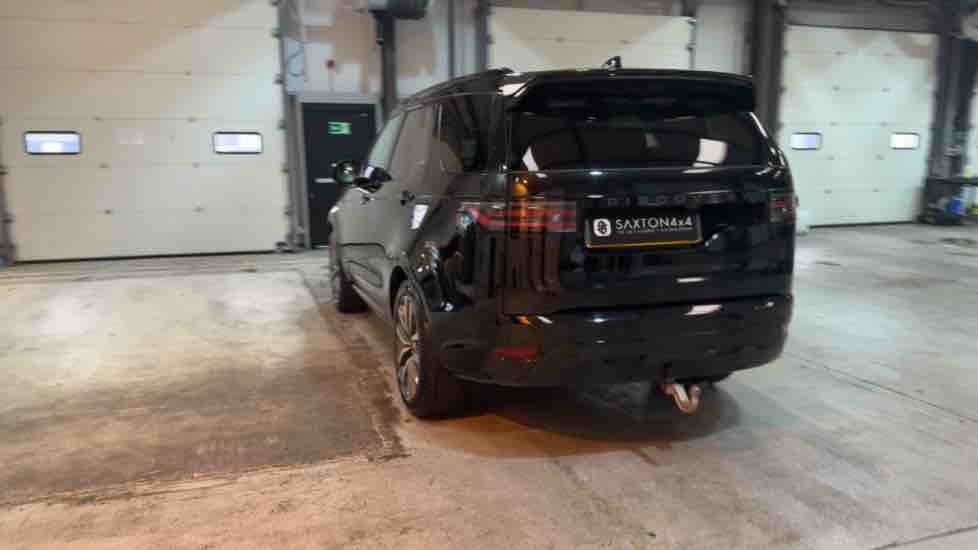 More views of Land Rover Discovery