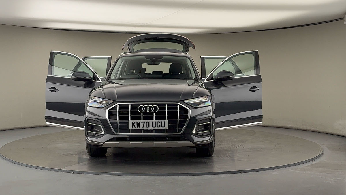 More views of Audi Q5