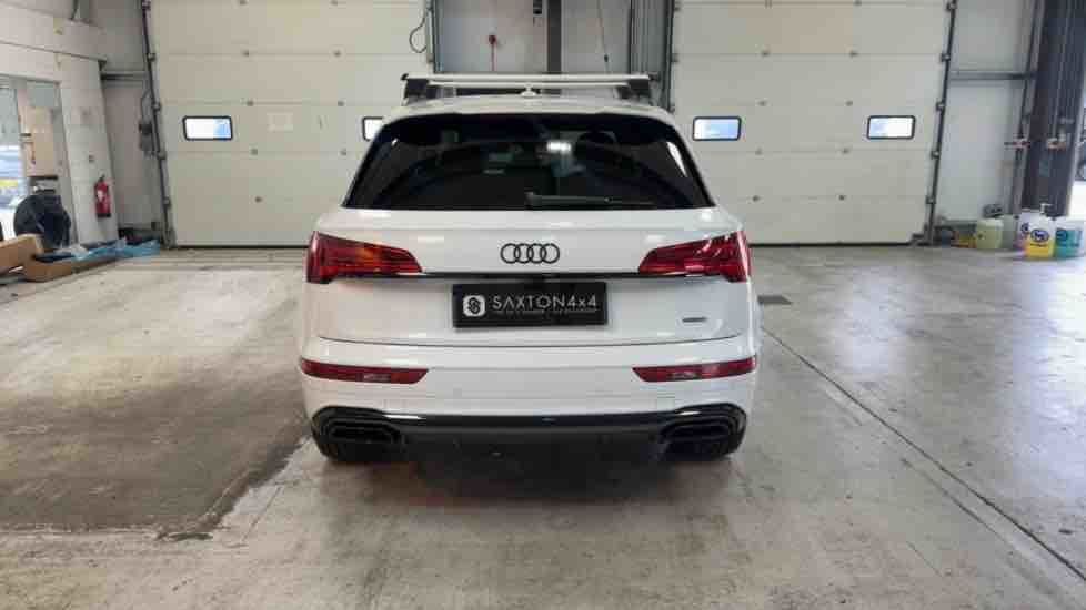 More views of Audi Q5