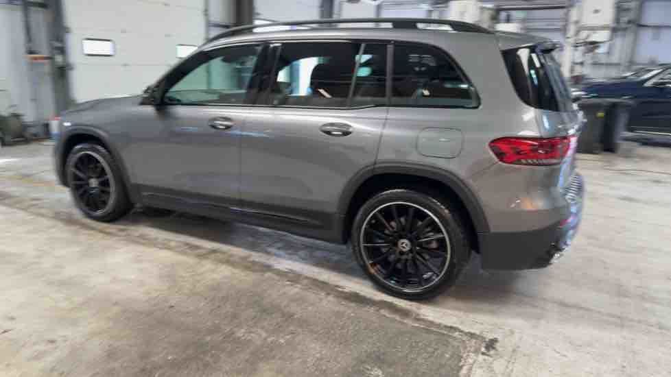 More views of Mercedes-Benz GLB
