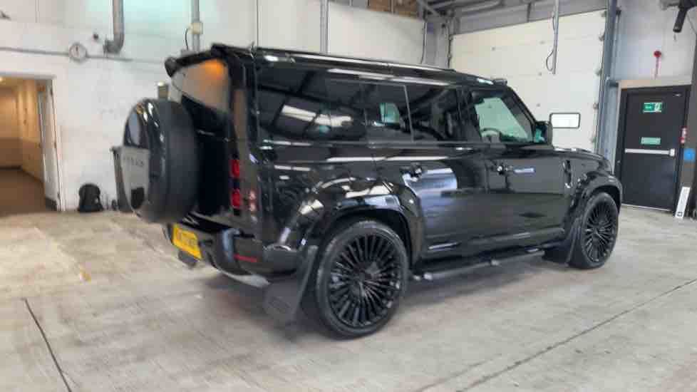 More views of Land Rover Defender 110