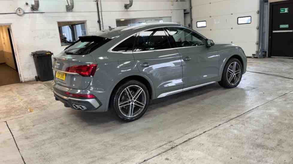 More views of Audi SQ5