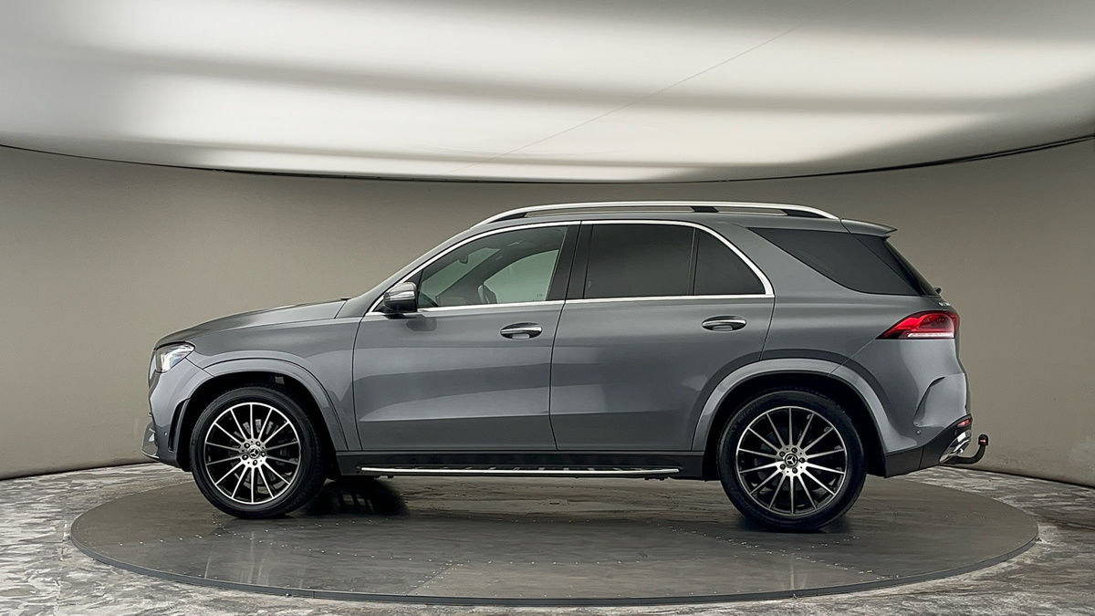 More views of Mercedes-Benz GLE