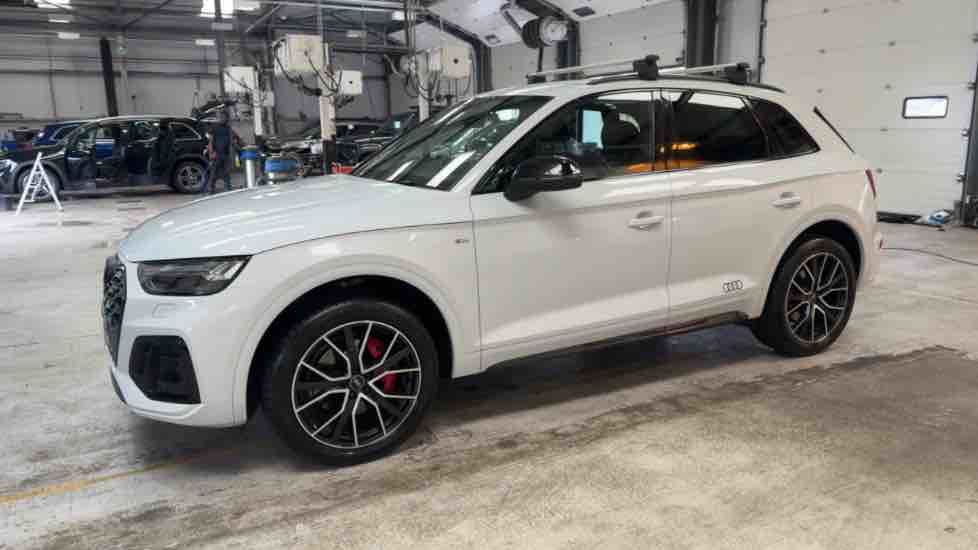 More views of Audi Q5