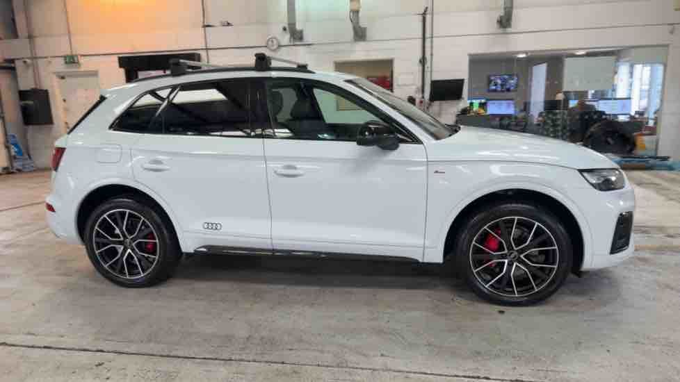 More views of Audi Q5