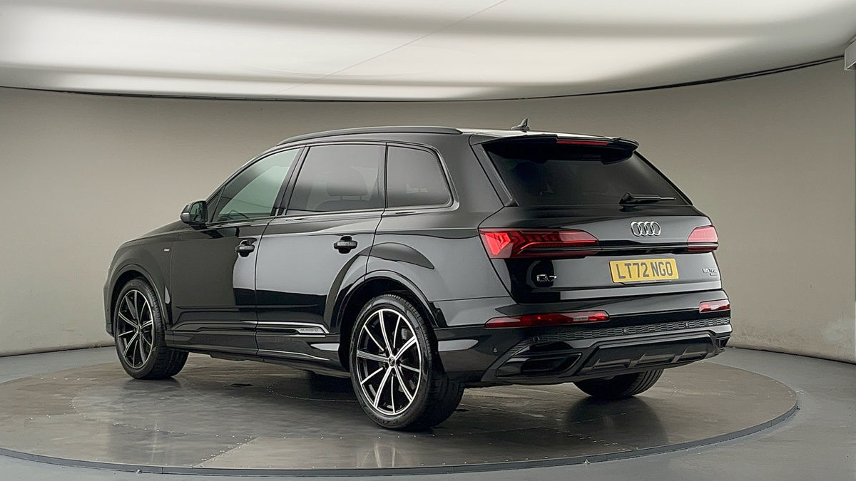 Audi Q7 Image 2