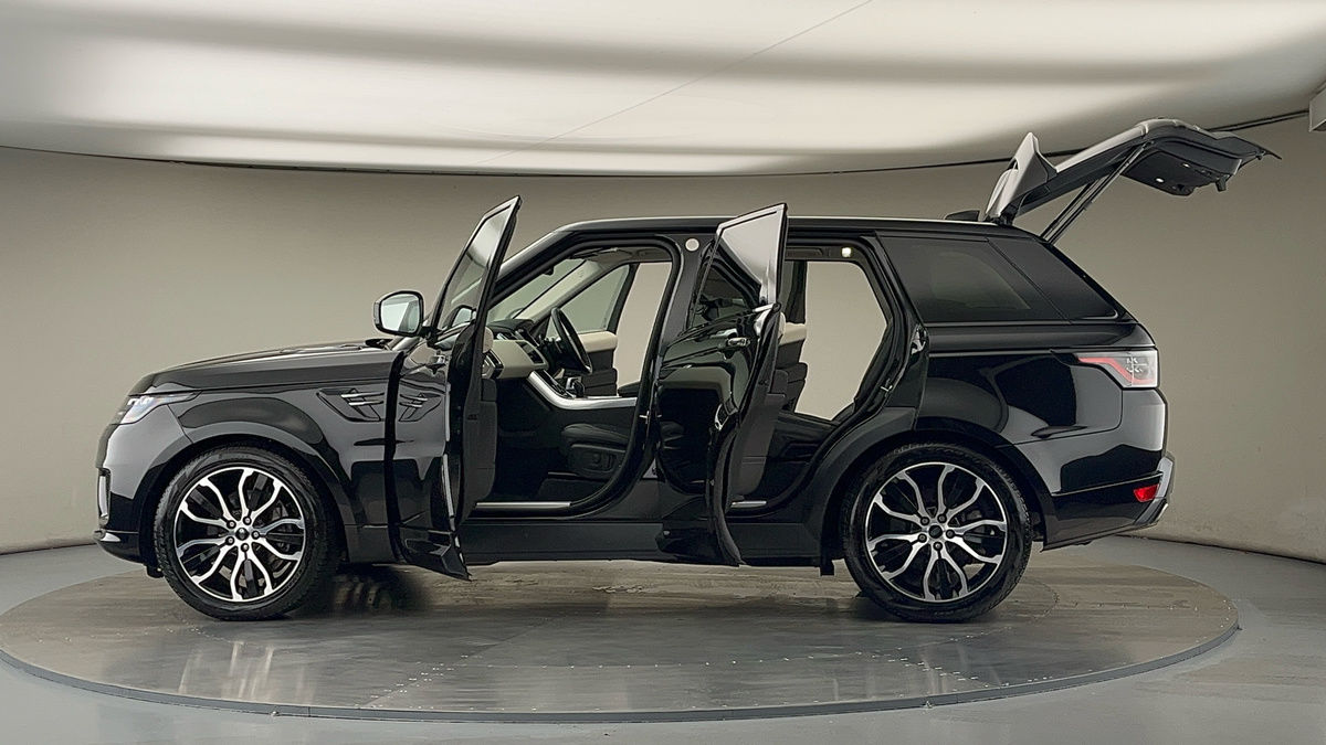 More views of Land Rover Range Rover Sport