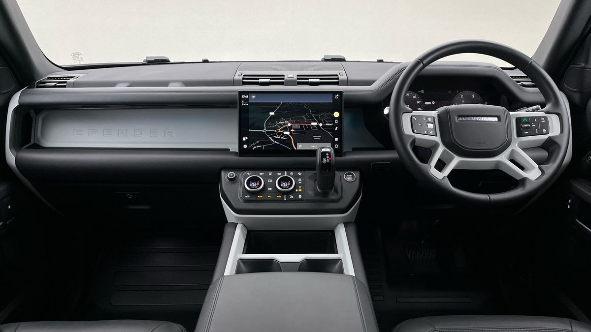 Land Rover Defender 110 Urban Image 12