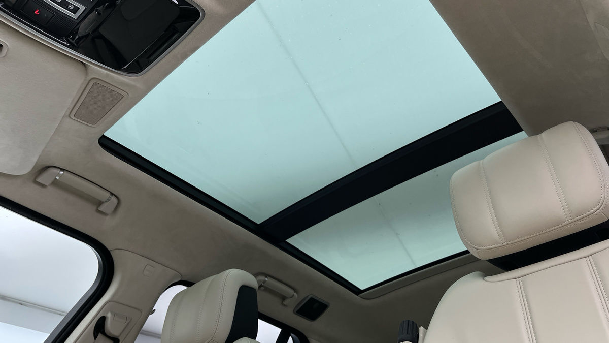 Land Rover Range Rover Image 6