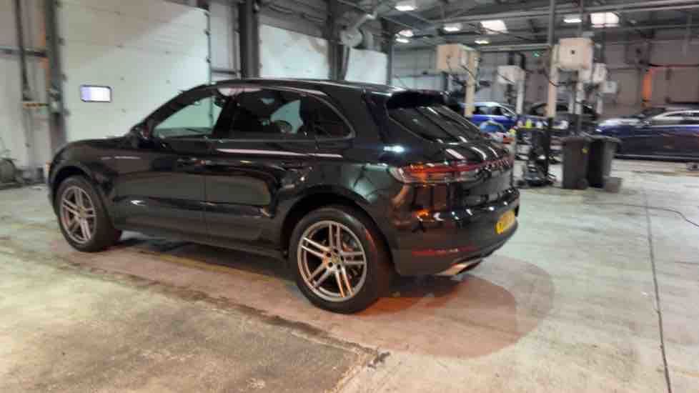 More views of Porsche Macan