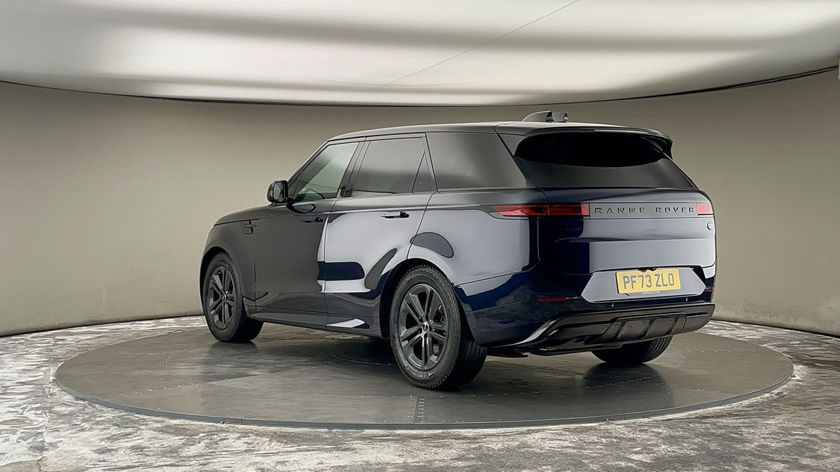 Land Rover Range Rover Sport Image 2