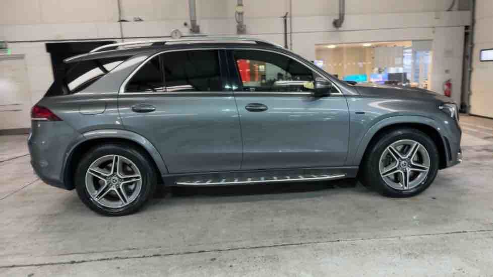 More views of Mercedes-Benz GLE
