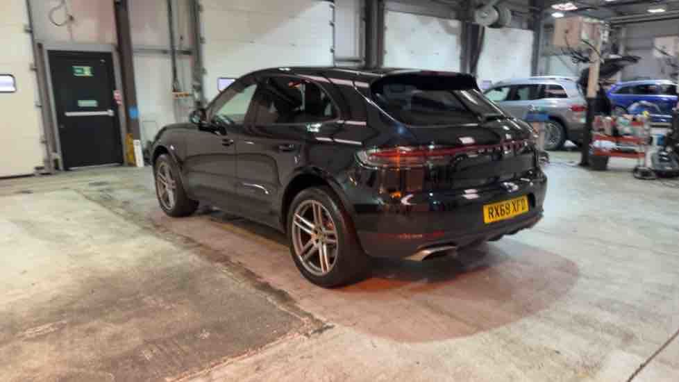 More views of Porsche Macan