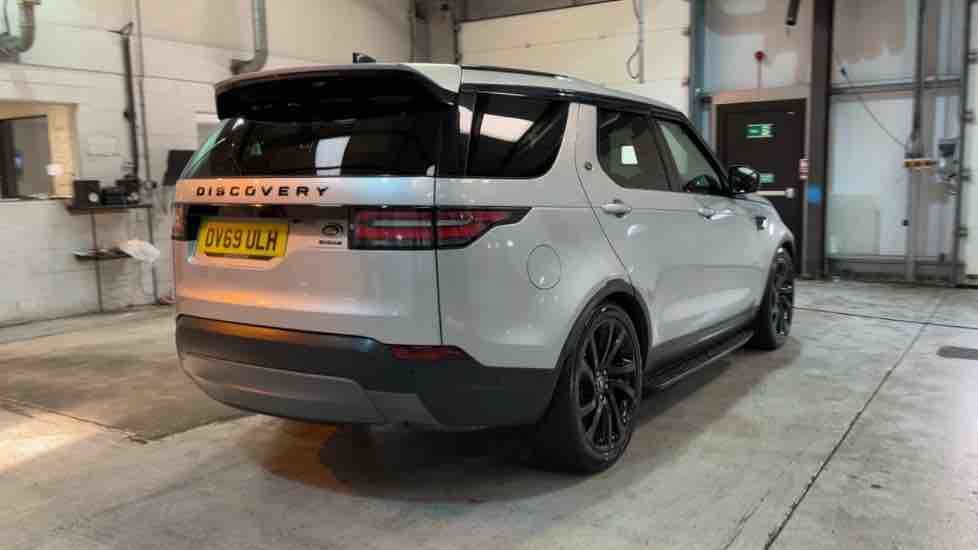 More views of Land Rover Discovery
