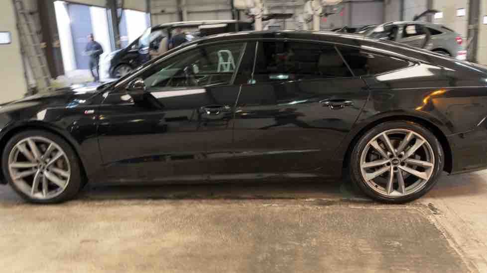 More views of Audi A7