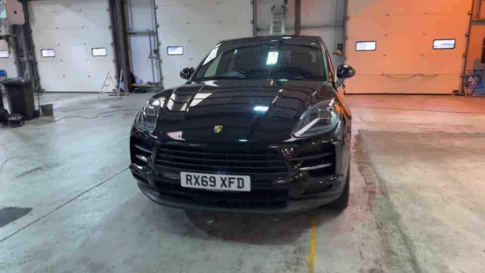 More views of Porsche Macan