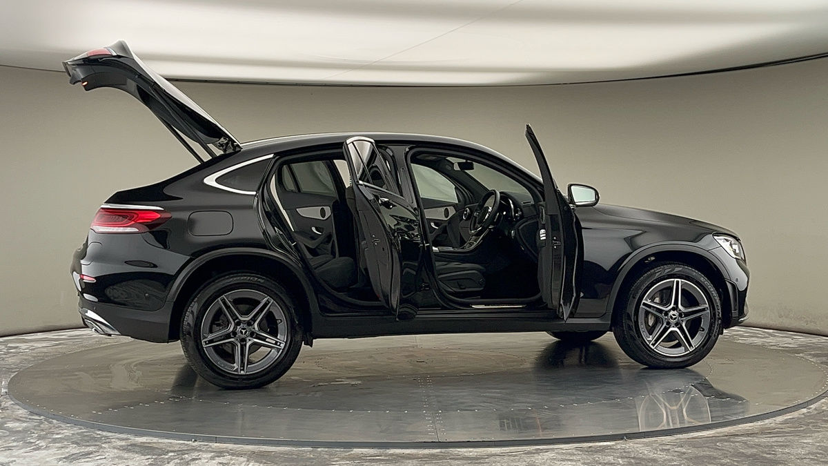 More views of Mercedes-Benz GLC