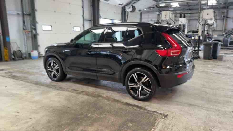 More views of Volvo XC40