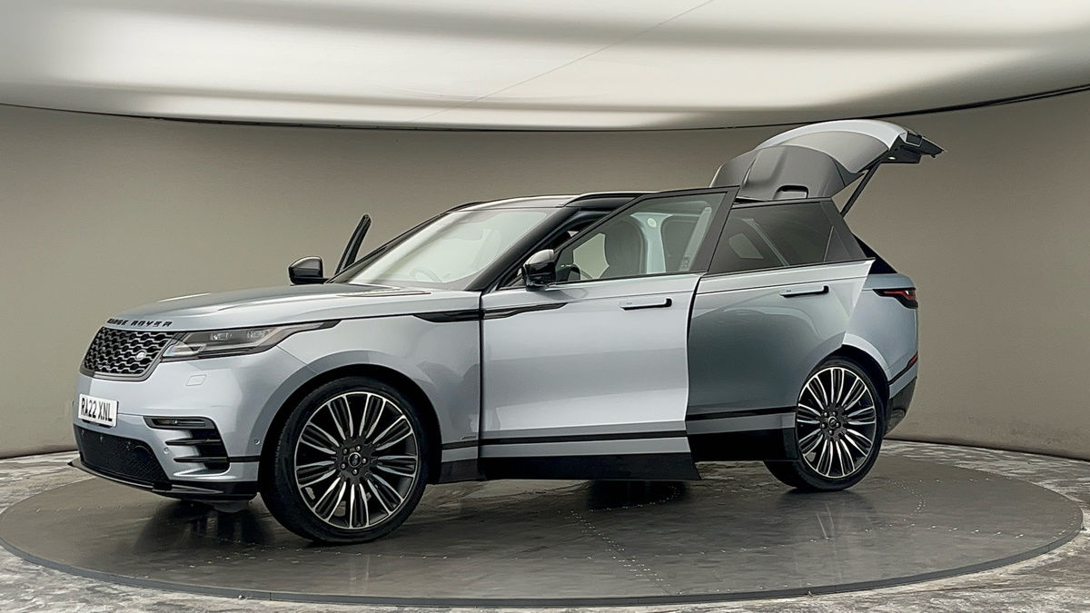 More views of Land Rover Range Rover Velar