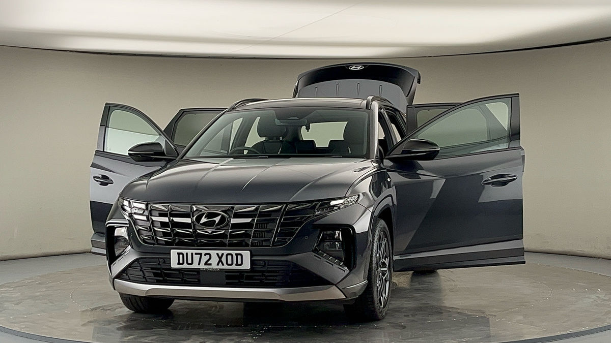 More views of Hyundai TUCSON