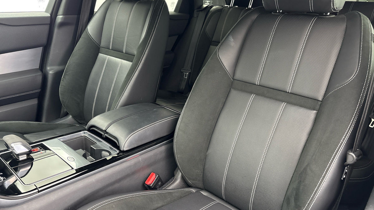 Land Rover Range Rover Velar Image 7