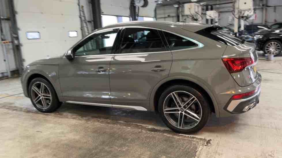 More views of Audi SQ5