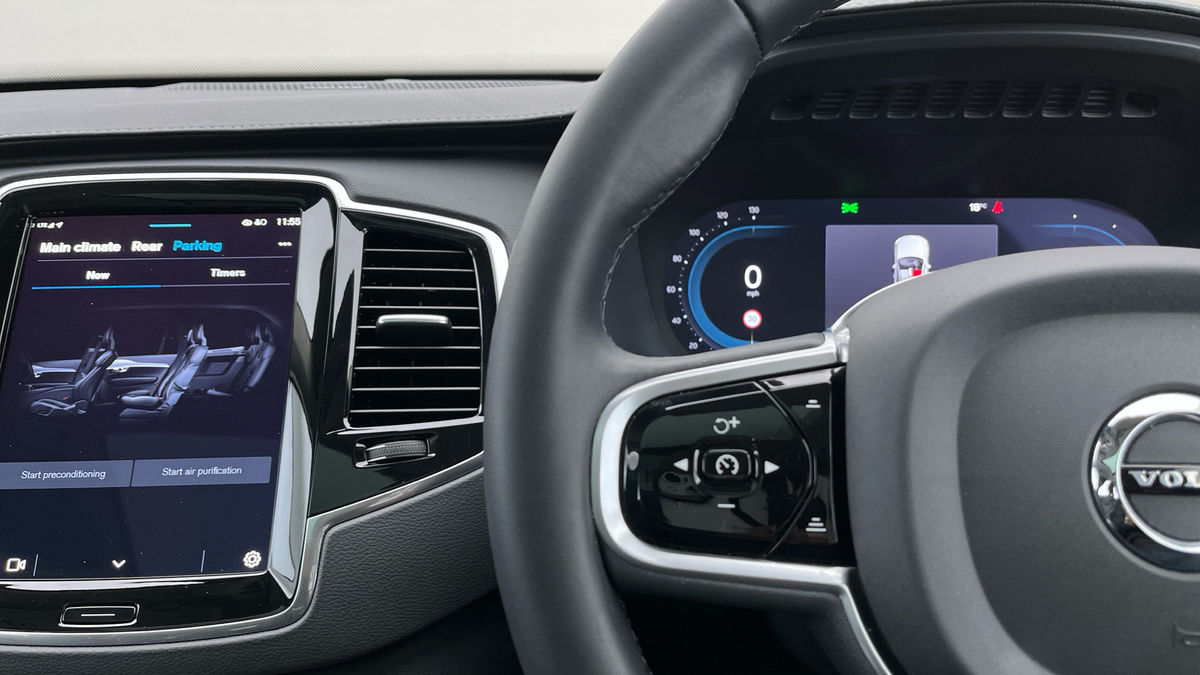 Volvo XC90 Image 13