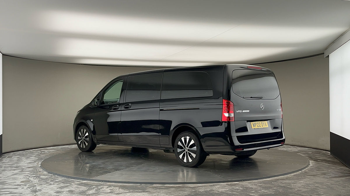 More views of Mercedes-Benz Vito