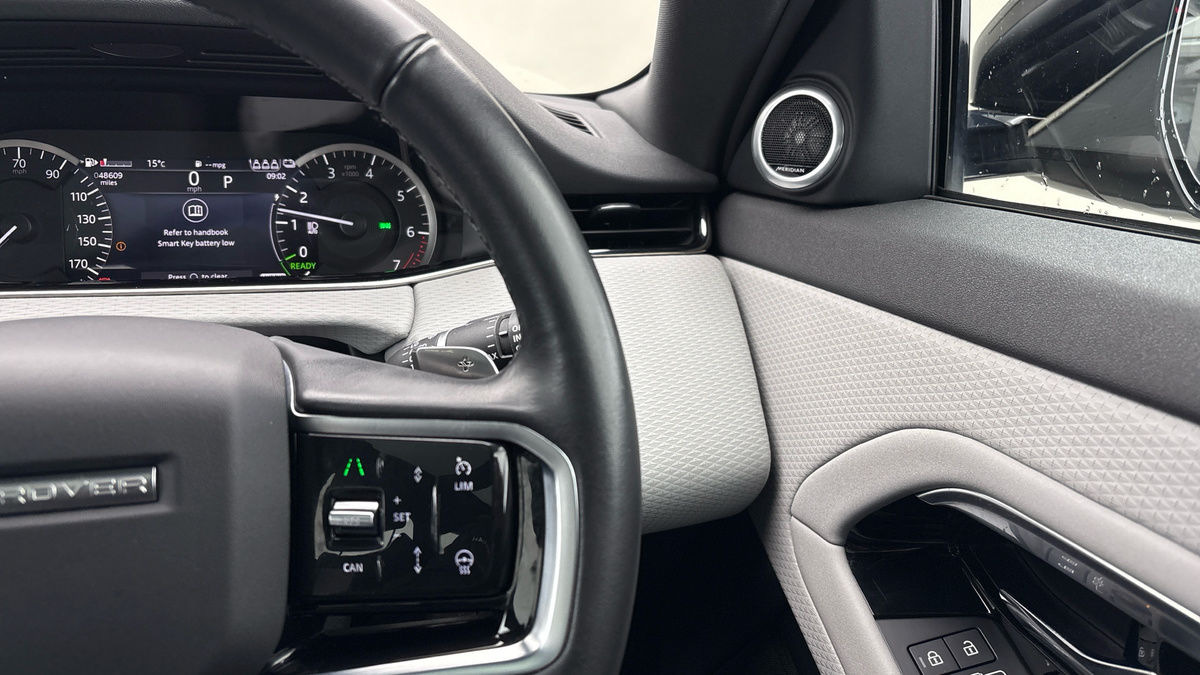 Land Rover Range Rover Evoque Image 14