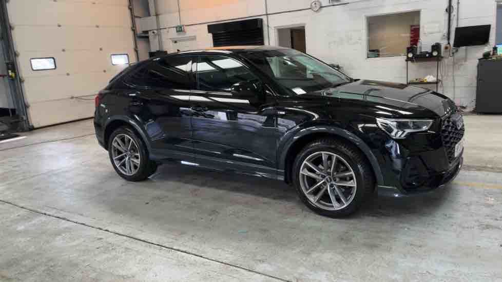 More views of Audi Q3
