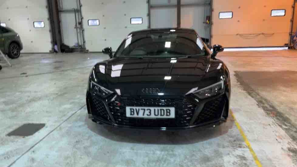 More views of Audi R8
