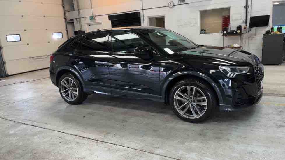More views of Audi Q3