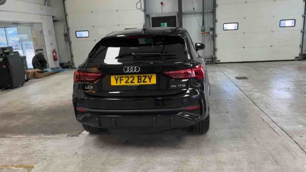 More views of Audi Q3