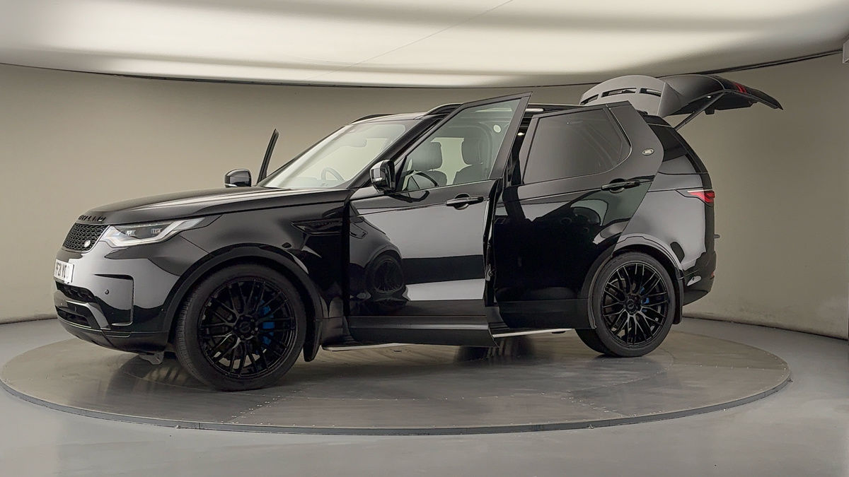 More views of Land Rover Discovery