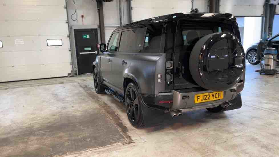 More views of Land Rover Defender 110