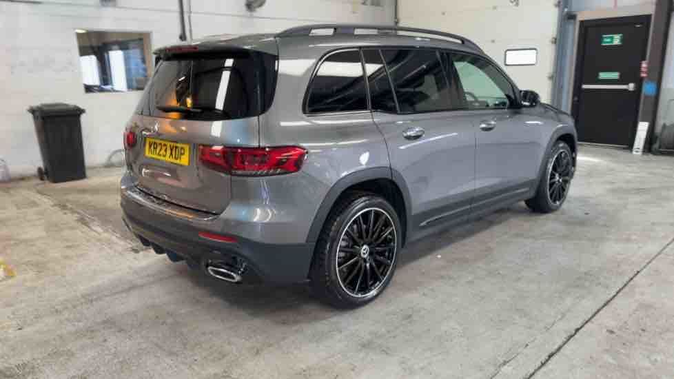 More views of Mercedes-Benz GLB
