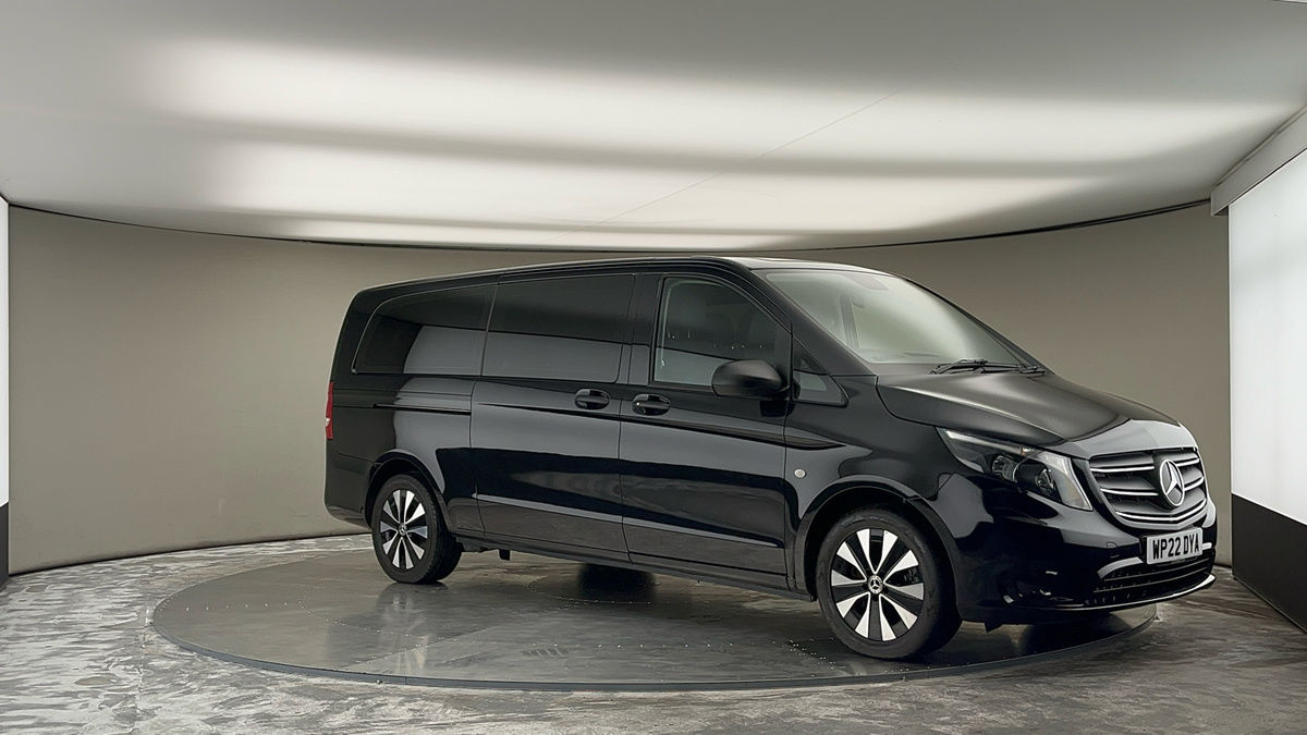 More views of Mercedes-Benz Vito