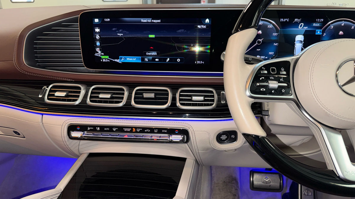 Mercedes-Benz Maybach GLS Image 13