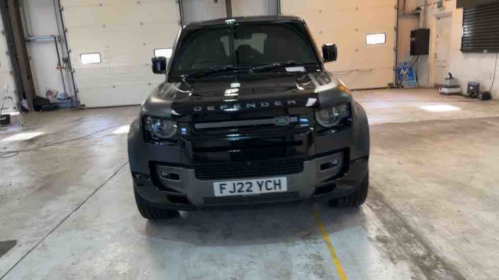 More views of Land Rover Defender 110