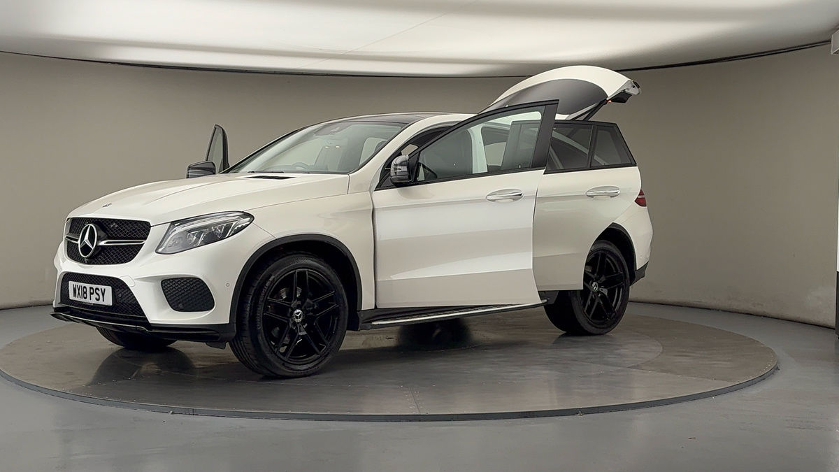 Mercedes-Benz GLE Image 22