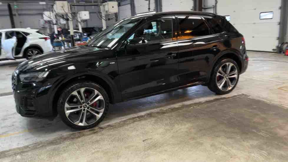 More views of Audi Q5